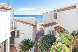 패밀리 타운홈, 침실 여러 개 (Bahia Dorada Beach Casita G26) | 외관