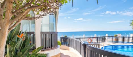 Appartement Familial, plusieurs chambres, 2 salles de bains (Puerta del mar 2 Mijas) | Piscine