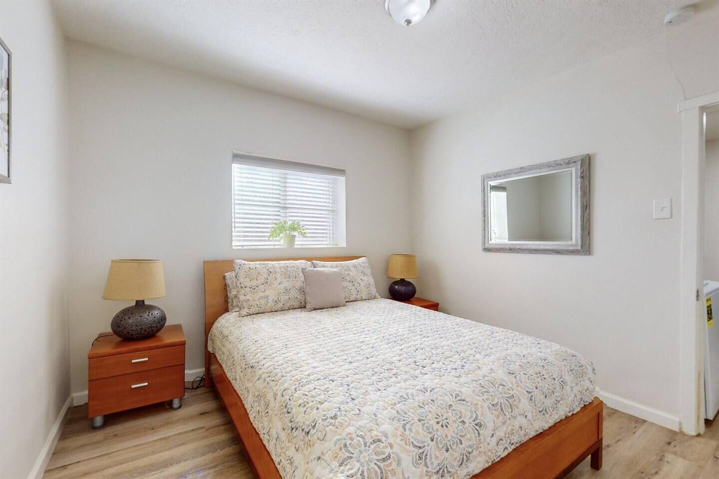 1 slaapkamer, een bureau, een strijkplank/strijkijzer, gratis wifi