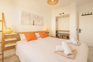 Penthouse Lune de Miel, plusieurs chambres, côté montagne (Sol Vista Terrace) | 1 chambre, fer et planche à repasser, Wi-Fi gratuit, draps fournis