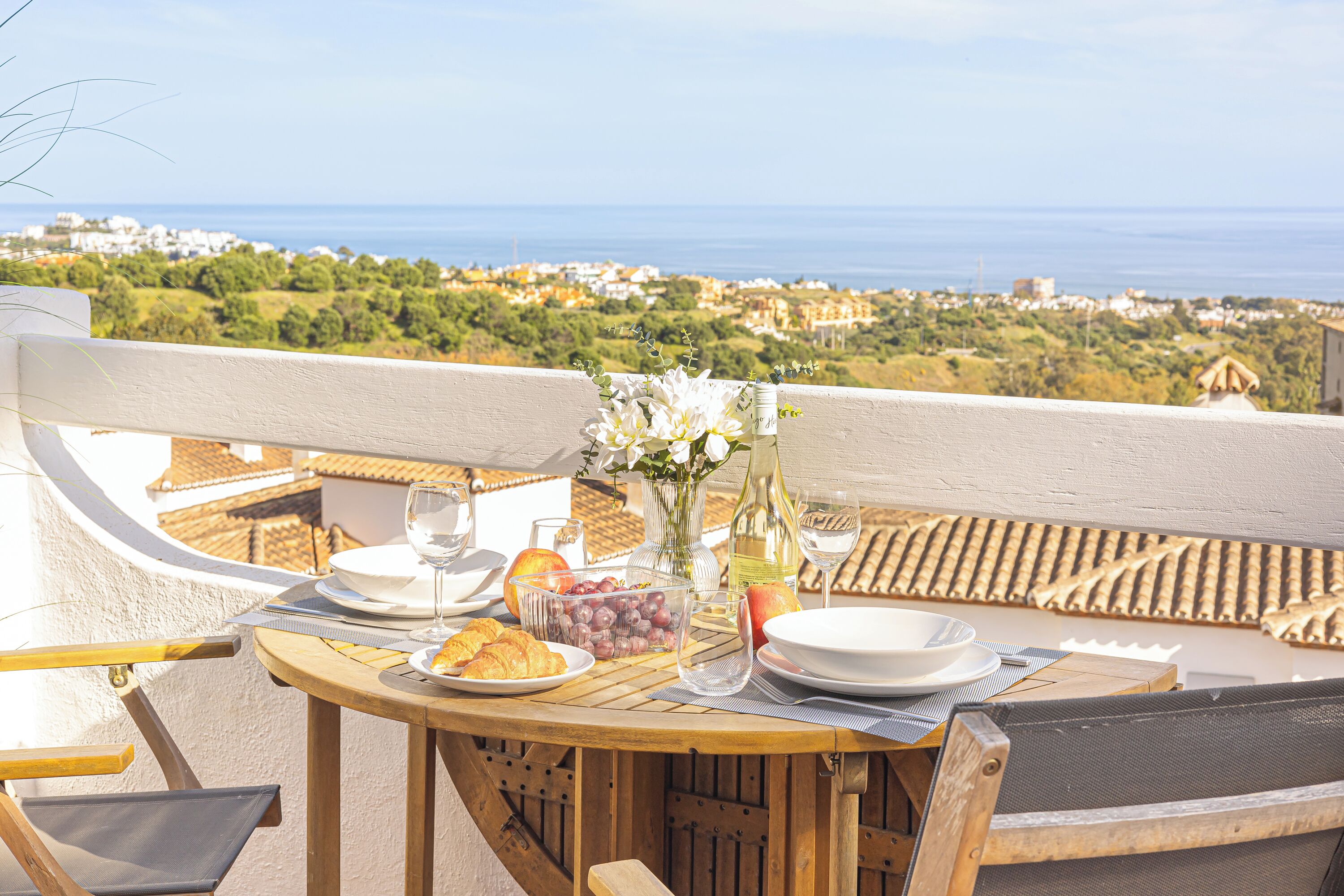 Honeymoon Penthouse, Multiple Bedrooms, Mountainside (Sol Vista Terrace) | Outdoor dining