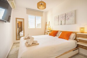 Nászutas penthouse, több hálószobával, hegy felőli (Sol Vista Terrace) | 1 hálószoba, vasaló/vasalódeszka, ingyenes wifi és ágynemű