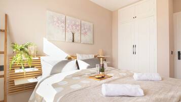 1 bedroom, iron/ironing board, free WiFi, bed sheets