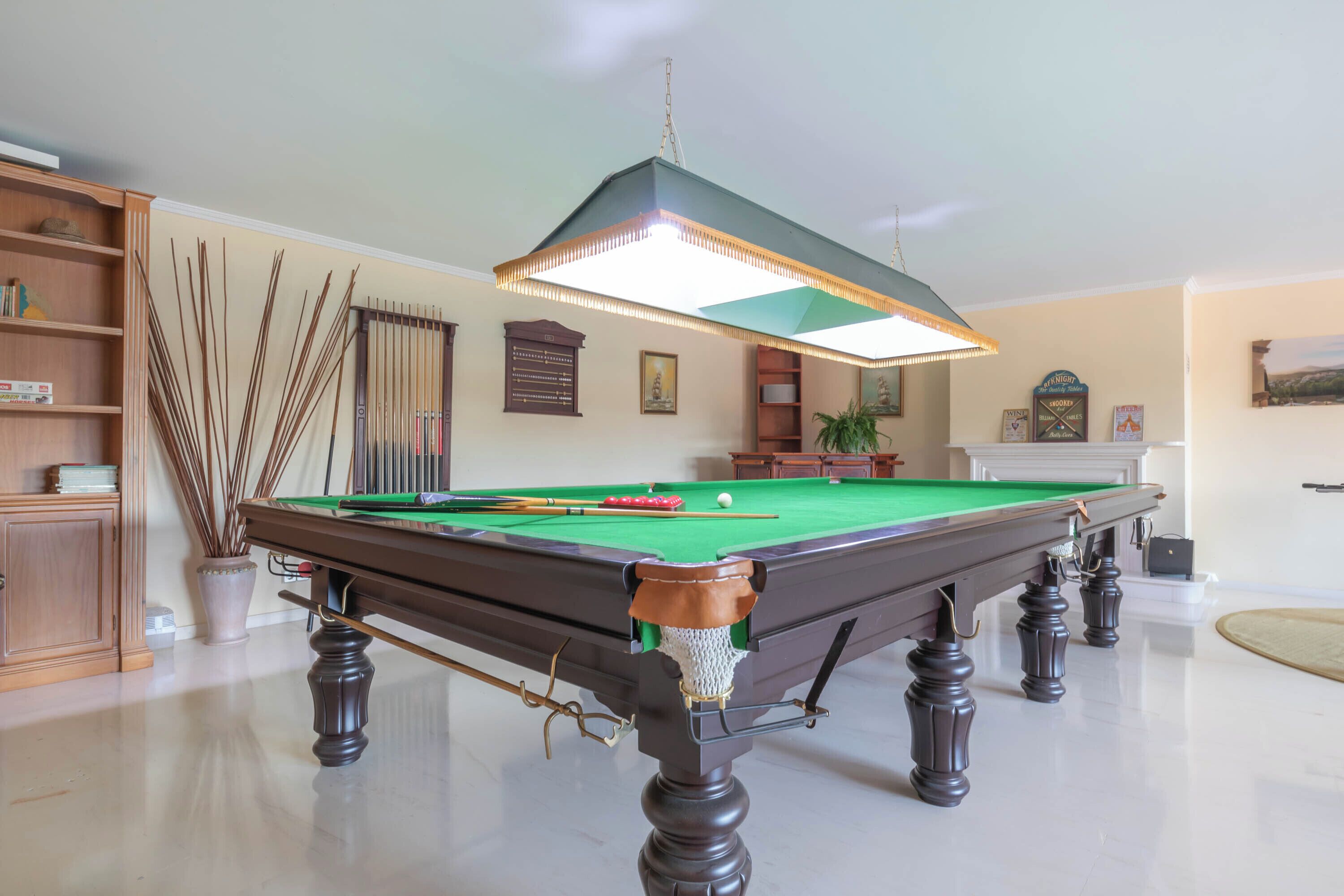 Familie villa, meerdere slaapkamers, uitzicht op gebergte (Villa Carlos Mijas Golf) | Spelletjeskamer