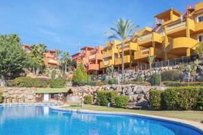 Căn hộ trăng mật, nhiều phòng ngủ, 2 phòng tắm, cạnh núi (Reserva De Marbella) | Hồ bơi | Hồ bơi ngoài trời phục vụ theo mùa 