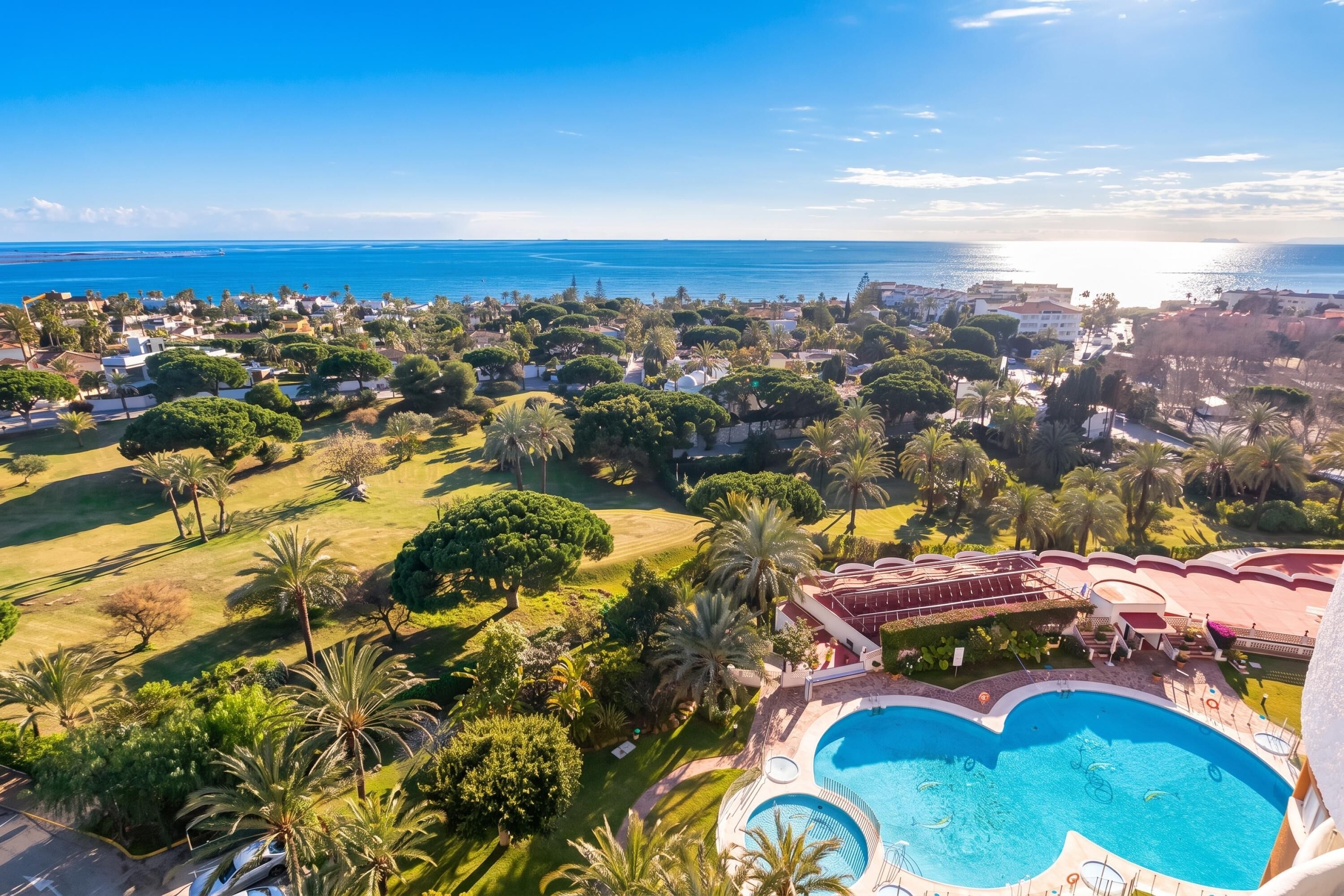 Honeymoon Apartment, 3 Bedrooms, 2 Bathrooms (Coronado Beach Marbesa) | Pool | Seasonal outdoor pool