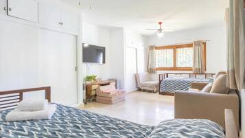 Family Villa, Multiple Bedrooms, 2 Bathrooms (Villa Calahonda 700m from beach with) | 4 bedrooms, laptop workspace, iron/ironing board, free WiFi
