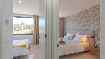 3 bedrooms, laptop workspace, iron/ironing board, free WiFi