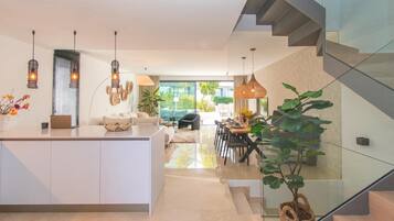 Honeymoon House, 3 Bedrooms, 2 Bathrooms (Casa La Cala Valvega) | Interior