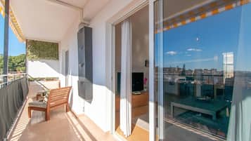 Honeymoon Apartment, Multiple Bedrooms (Cambural Beach Apartment) | Outdoor dining