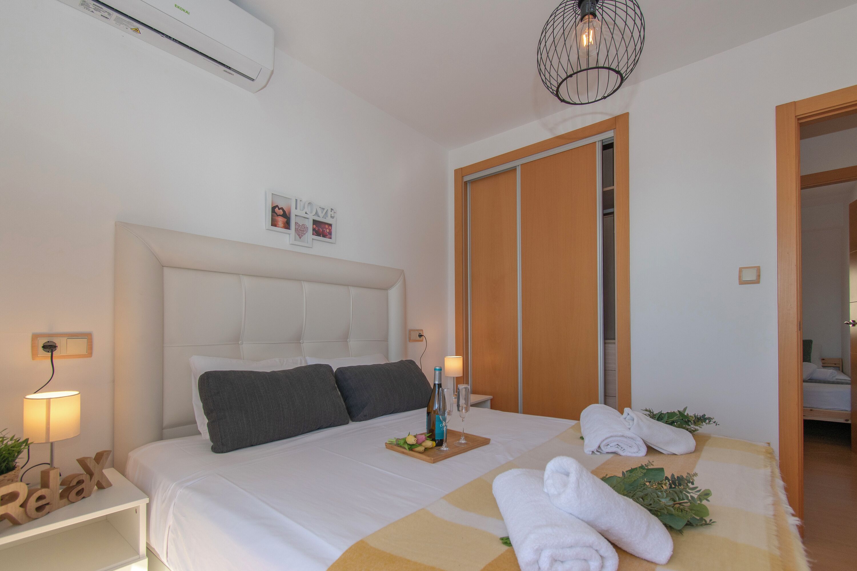 Apartamento de luna de miel, varias habitaciones (Cambural Beach Apartment) | 2 dormitorios y espacio para trabajar con un portátil