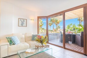 Apartamento de luna de miel, varias habitaciones (Altos Del Higueron Panoramic View) | Exterior