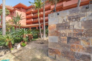 Honeymoon Apartment, Multiple Bedrooms, Mountainside (Altos Del Higueron Panoramic View) | Property entrance - Altos Del Higueron Panoramic View (Benalmádena)