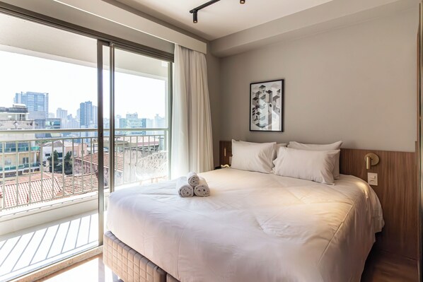 Desk, free WiFi, bed sheets