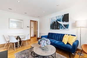 Apartment | Living room