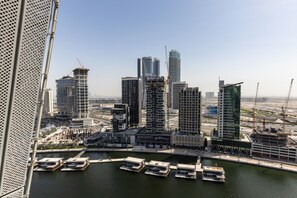 Appartement Panoramique, 2 chambres, cuisine, vue canal | Vue depuis le balcon