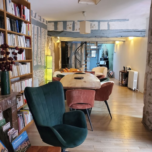 Quiet house with garden in the heart of the old town of Auxerre!