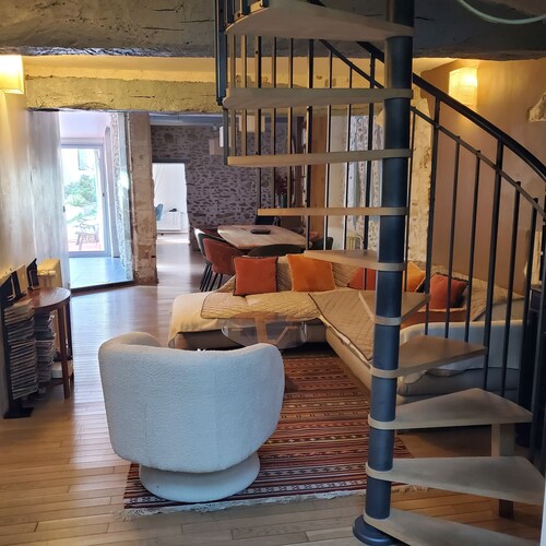 Quiet house with garden in the heart of the old town of Auxerre!