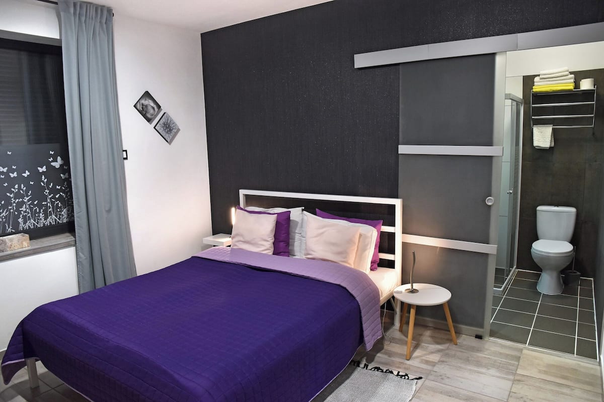 Deluxe Double Room, Patio | Free WiFi