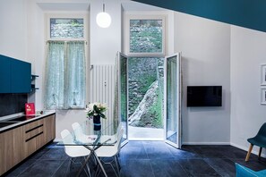 Apartment | In-room dining - Loft Garibaldi by Wonderful Italy (Genoa)