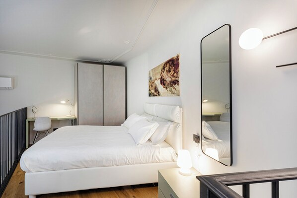 Apart Daire | 1 yatak odası, masa, dizüstü bilgisayar çalışma alanı, ütü/ütü masası 