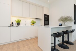 Apartment, 2 Bedrooms, 2 Bathrooms | Private kitchenette - LUX Domaniewska by Renters Prestige (Warsaw)