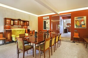 Daily buffet breakfast for a fee - Jardim de Copas (Alcochete)