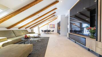 Een flatscreentelevisie