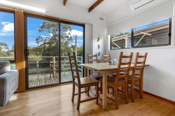 Dining - Jetty View - Lorikeet Cabin: Feel a sense of nature in this rural environment (Nungurner)