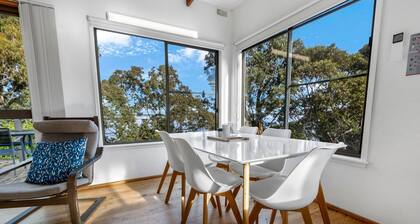 Jetty View: Bellbird Cabin - Feel a sense of nature in this rural environment