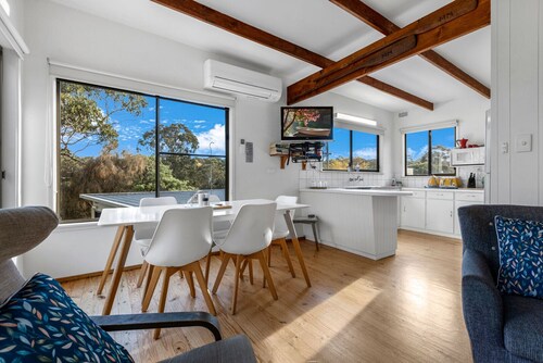 Jetty View: Bellbird Cabin - Feel a sense of nature in this rural environment