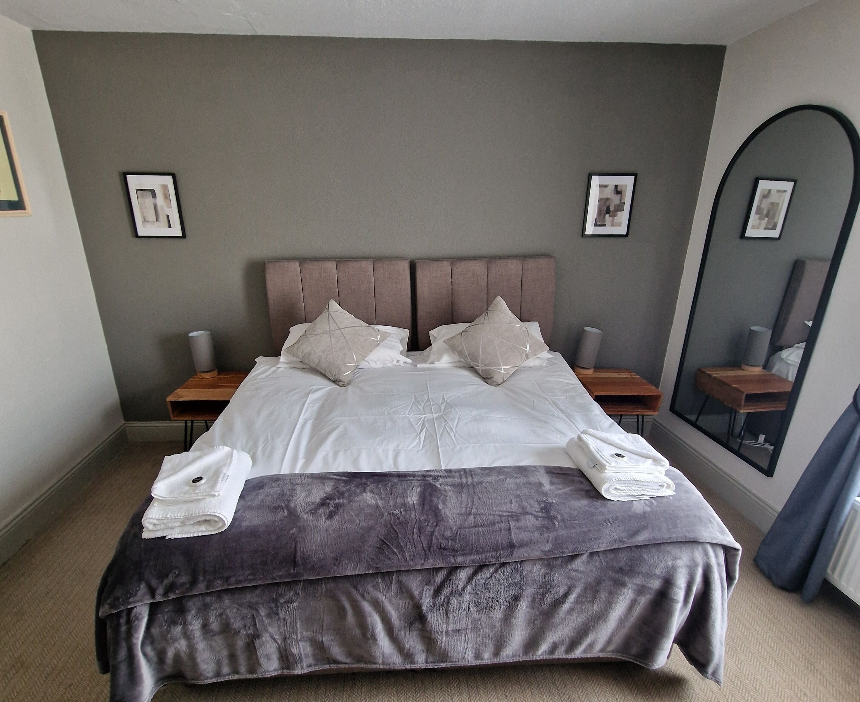 Desk, iron/ironing board