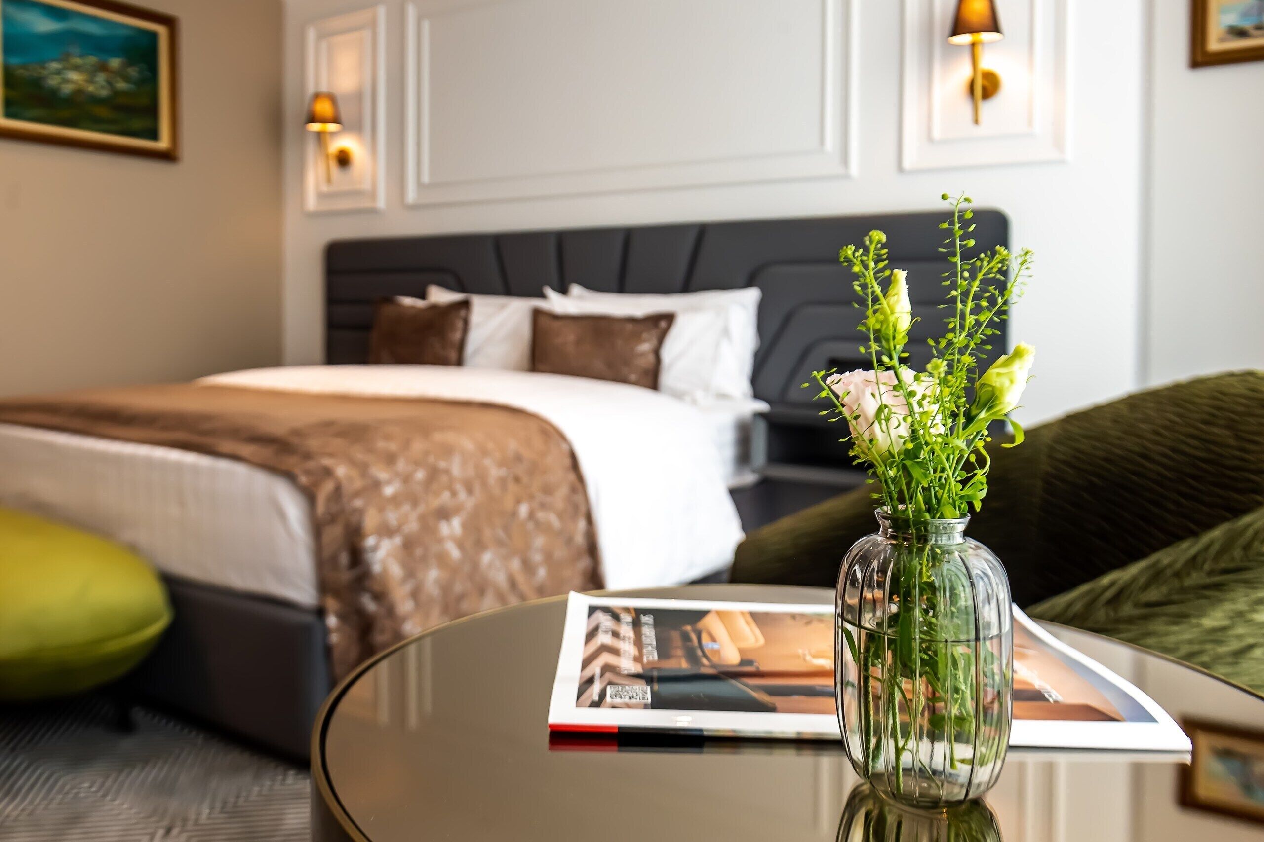 Superior Double Room, 1 Queen Bed | Free minibar items, in-room safe, desk, laptop workspace