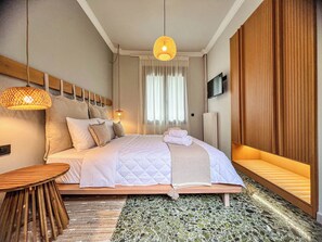 2 Schlafzimmer, Zimmersafe, Schreibtisch, Bügeleisen/Bügelbrett