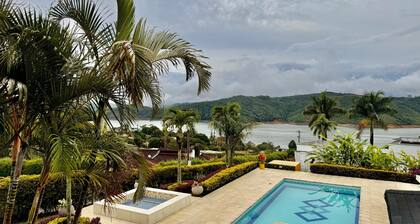 Finca en Lago Calima