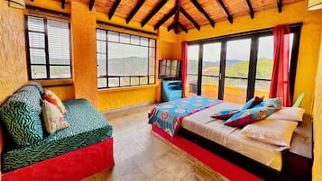 5 habitaciones, wifi y ropa de cama