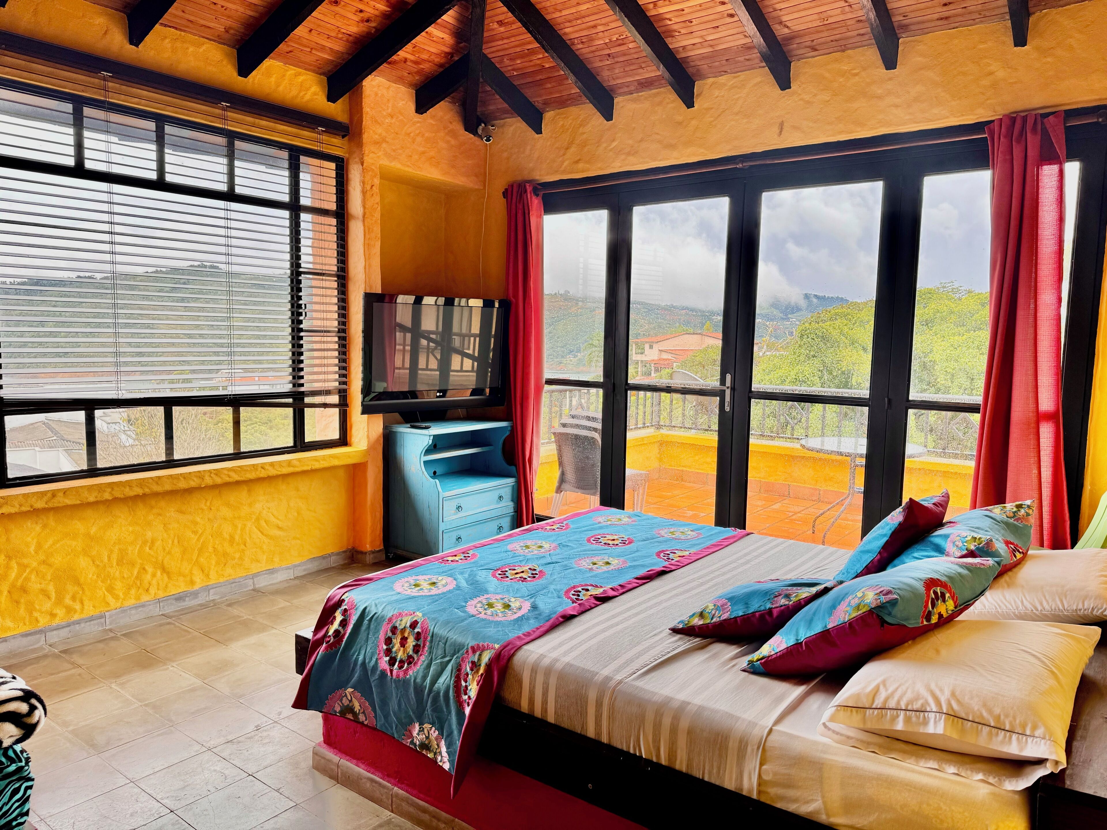 5 多间卧室、WiFi、床单