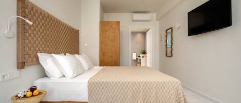 Superior Suite, Mountain View | Premium bedding, memory foam beds, in-room safe, individually decorated