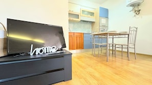Flat-screen TV - Cleo mimosa (Ancona)