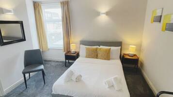 Bureau, Wi-Fi gratuit, draps fournis