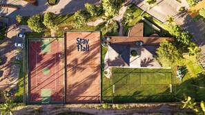 Bungalow | Sports court