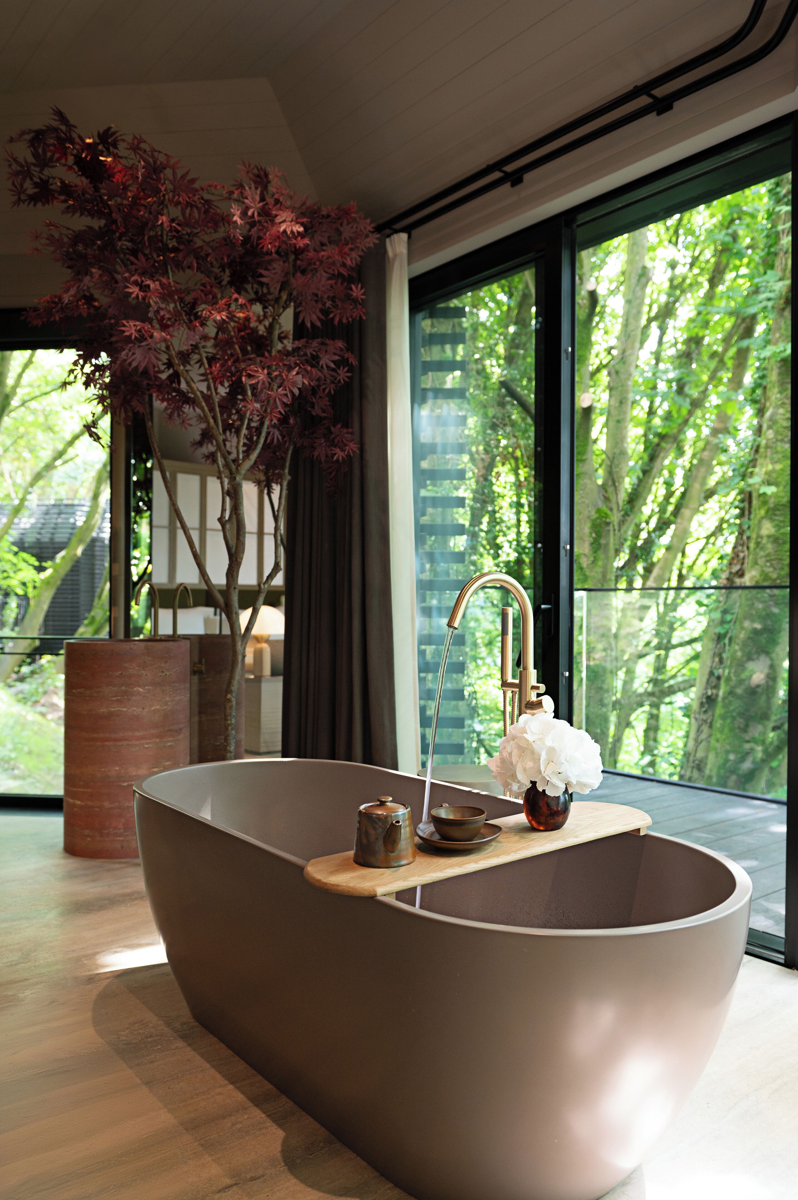 Casa a l'arbre de luxe | Bany | Assecador de cabells, sabatilles, terres tèrmics i tovalloles 