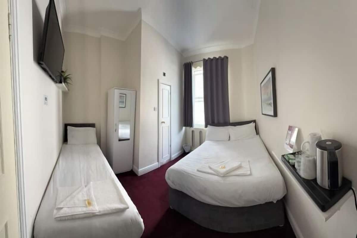 Desk, free WiFi, bed sheets