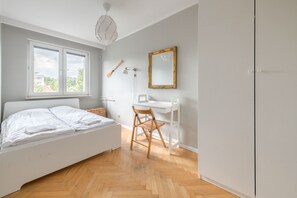 1 bedroom, iron/ironing board, free WiFi