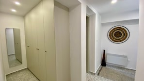 House, Smoking