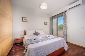 4 chambres, bureau, fer et planche à repasser, Wi-Fi