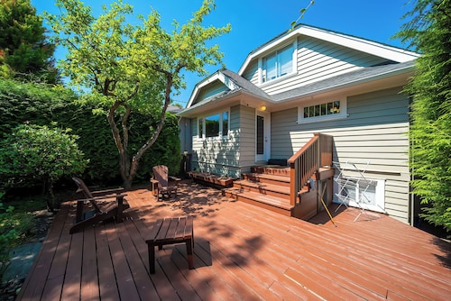 Amazing Westside Vancouver Villa - Free Parking