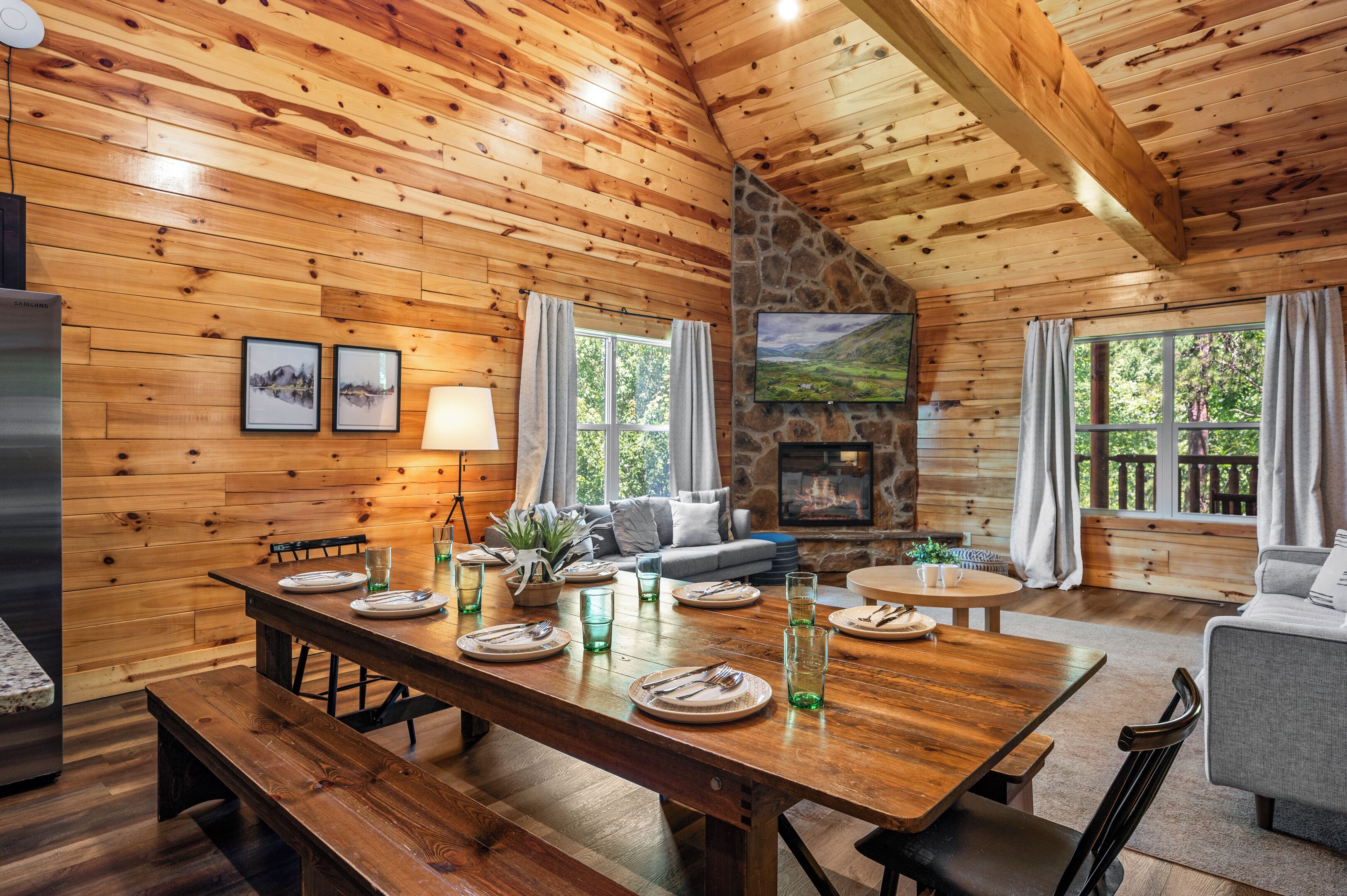 Luxry Mountain Escape. Close 2 Pforge, Hottub, Pool, Free Puttputt,theater, Bbq - Sevierville, TN