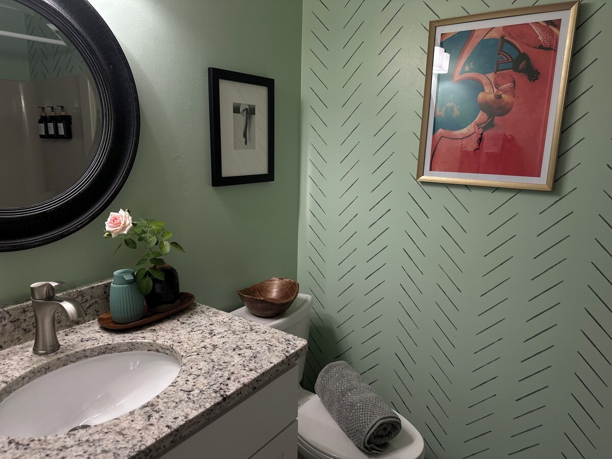 Photo 21 of WOODLAND APARTMENT - An open concept 1-bedroom in charming Travelers Rest
