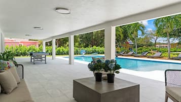 Inomhuspool och uppvärmd pool